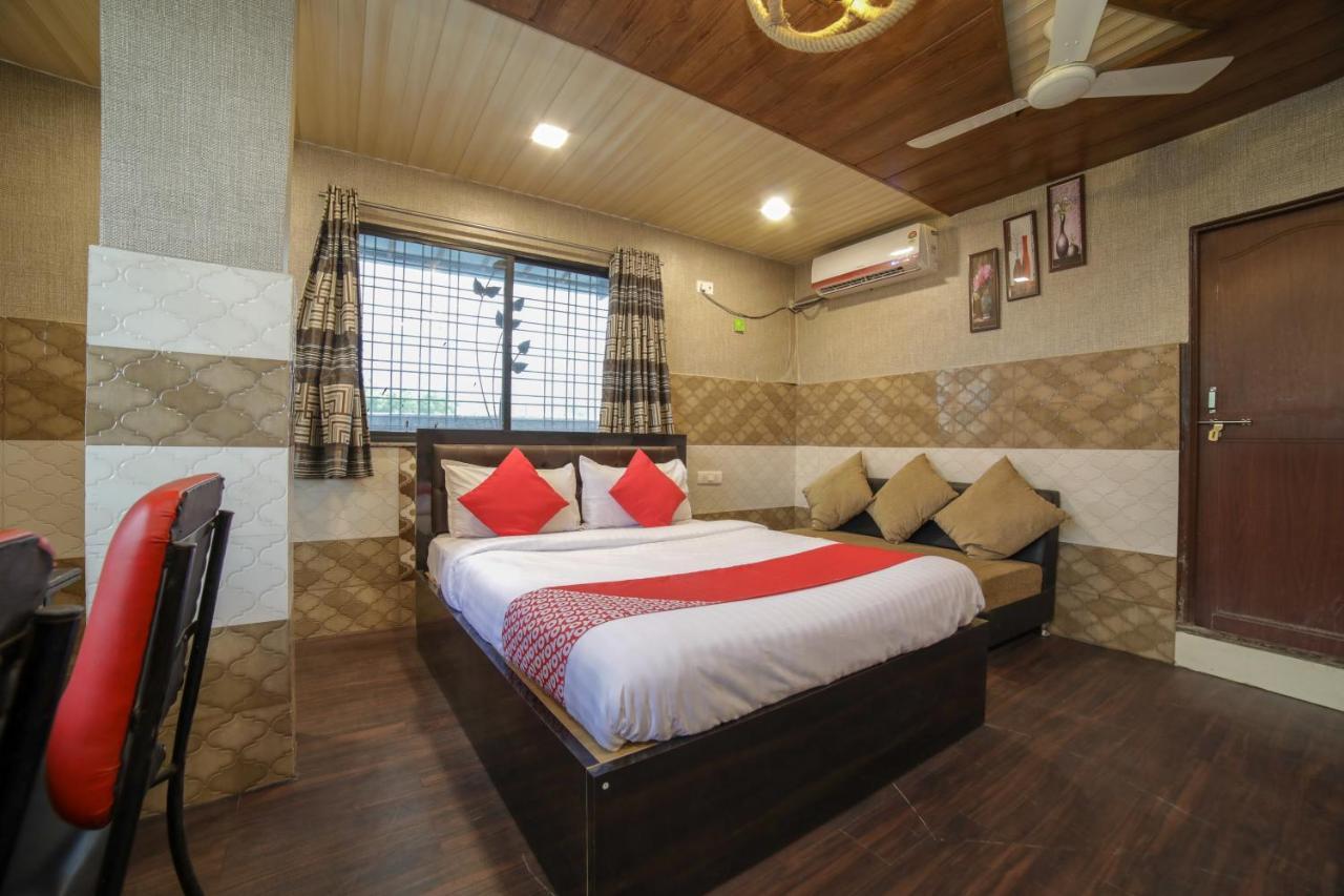 Oyo Flagship Hotel Chandani Rāipur Exteriör bild