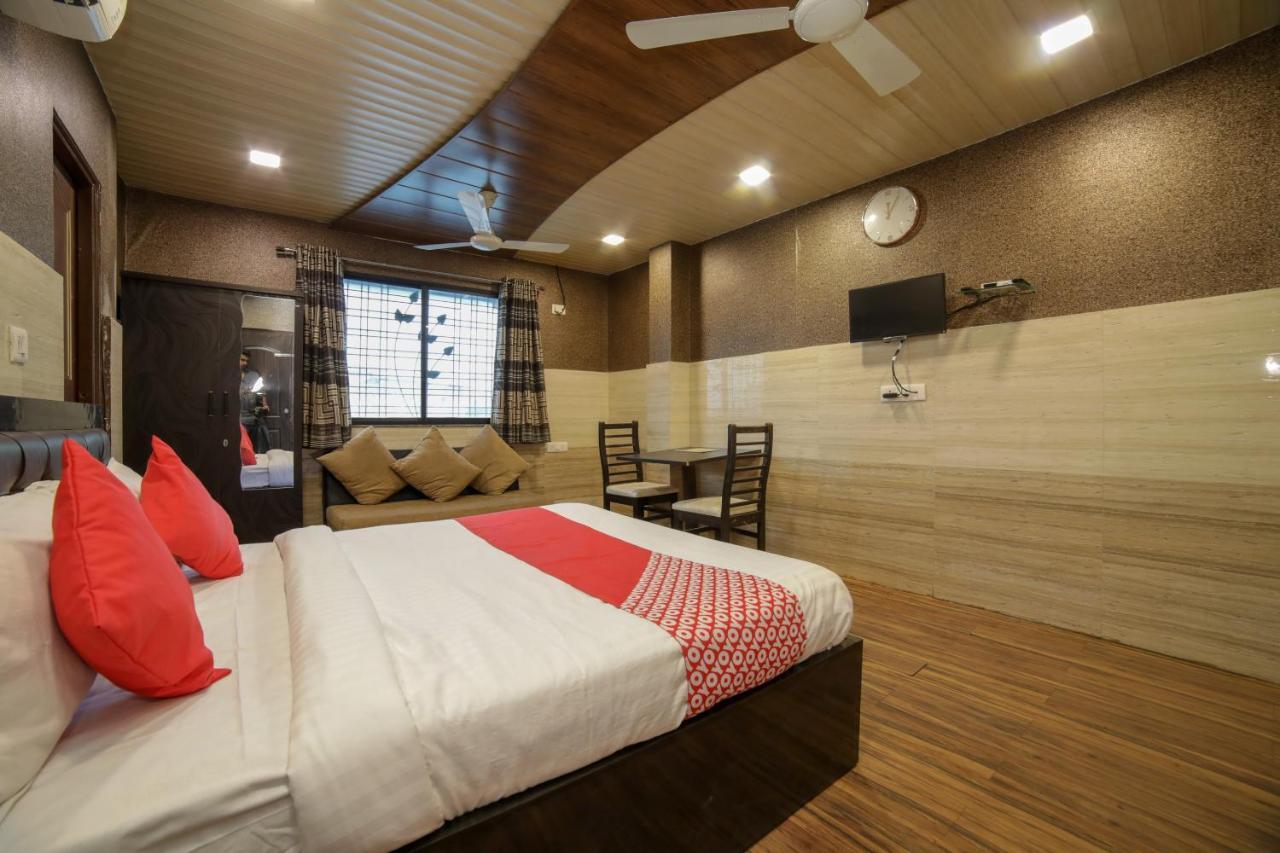 Oyo Flagship Hotel Chandani Rāipur Exteriör bild